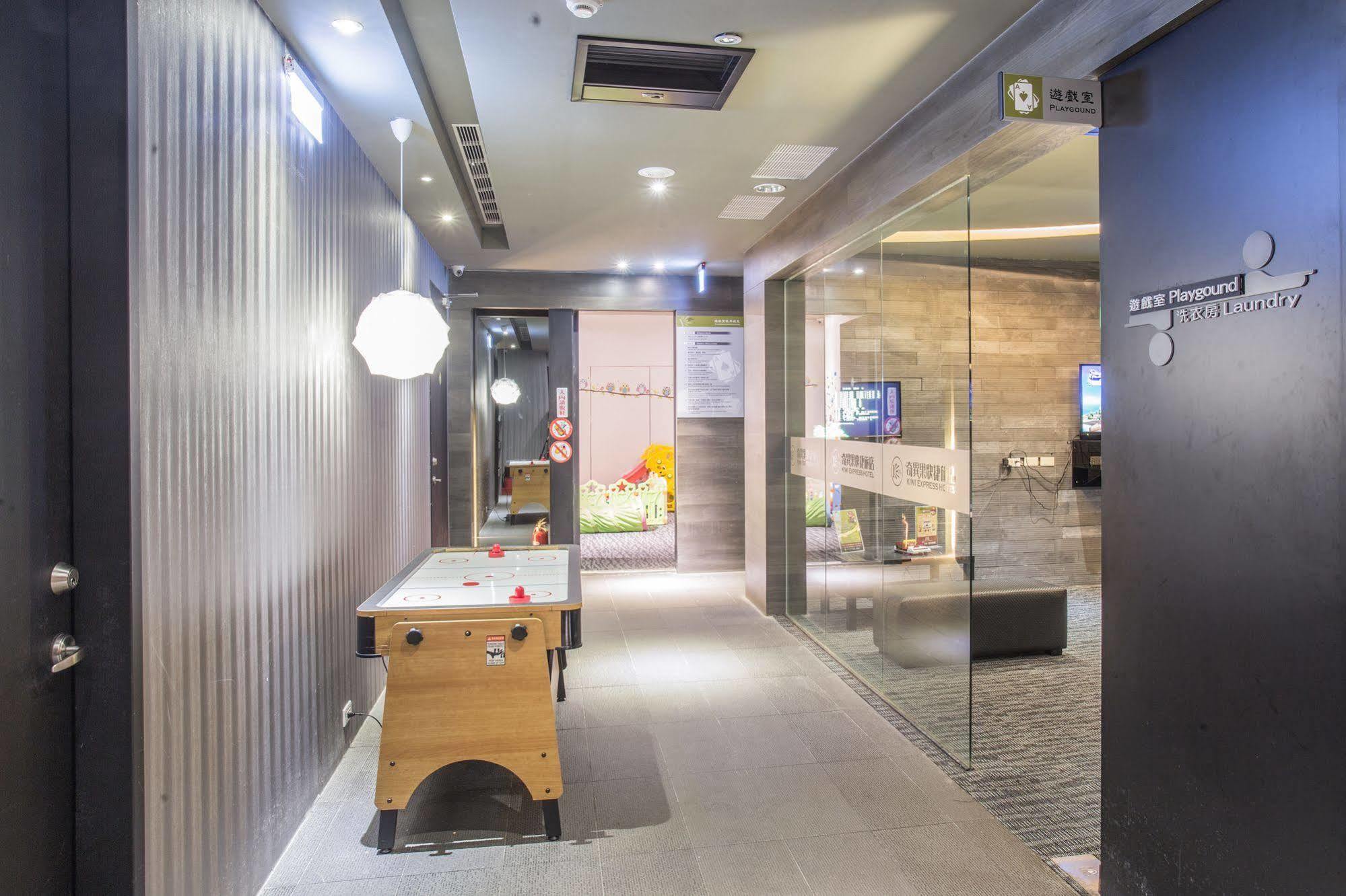 Kiwi Express Hotel - Jiuru Rd Kaohsiung Eksteriør bilde